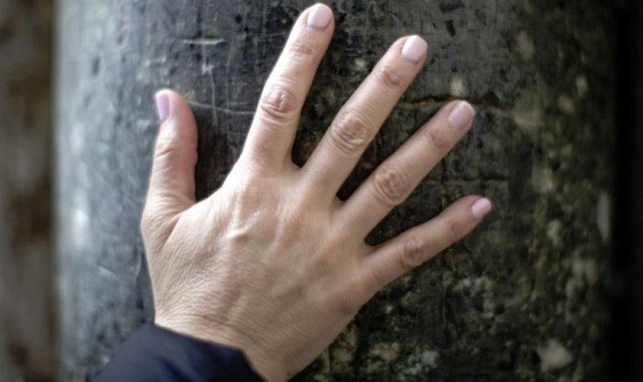 9 árulkodó tünet a kézen, ami komoly bajt jelezhet
