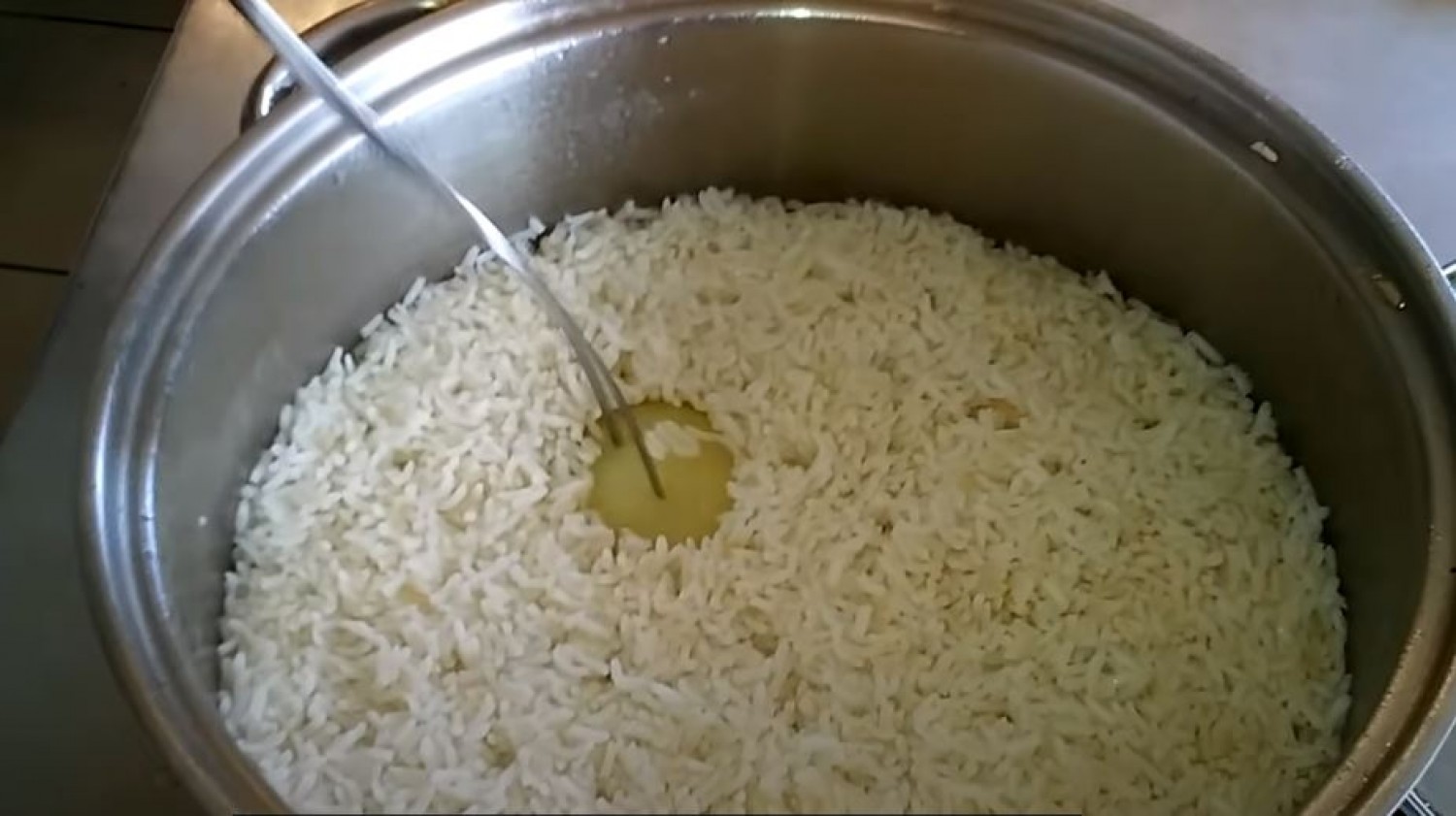 Itt a titok: Mitől lesz pergős a párolt rizs