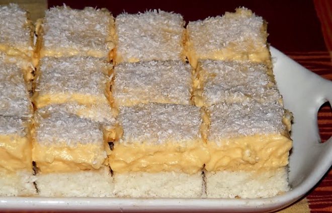 Tepsis Raffaello - habkönnyű kókuszos sütemény