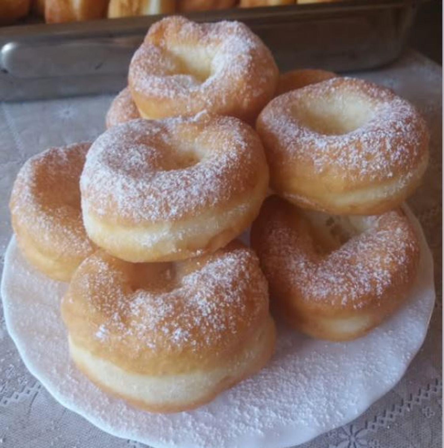 Lyukas szalagos fánk