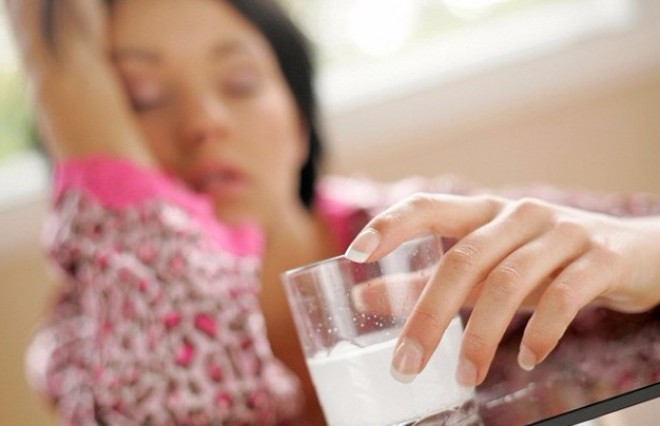 Miért igyon a várandós anya egy pohár tömény cukros vizet?!