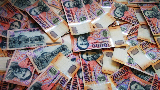 Van tipped ki keres ma Magyarországon percenként 11,5 ezer forintot?