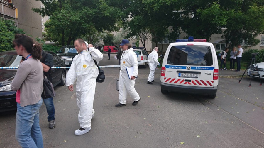Átvágott torkú holttestet találtak az utcán Budapesten! A rendőrök lezárták a környéket.