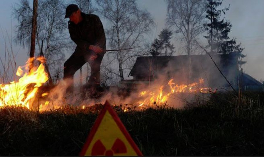 Katasztrófa fenyegethet: lángol a csernobili zóna