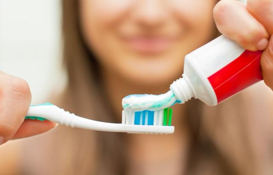 Kiderült: átverés a fogkrémek fluorid tartalma!