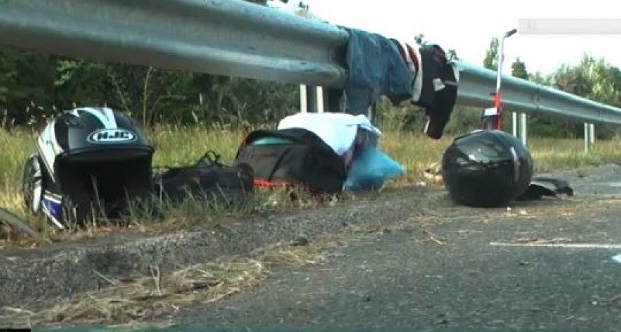 Tragédia az M7-esen: apa és 12 éves kislánya vesztette el az életét a balesetben